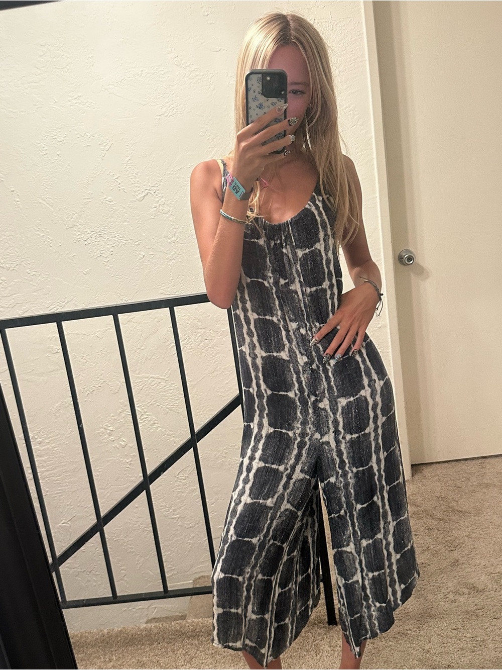 lovestitch Black & White Tie-Dye Sleeveless Wide-Leg Jumpsuit